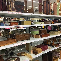 Thrift Store Home Decor Product Gallery